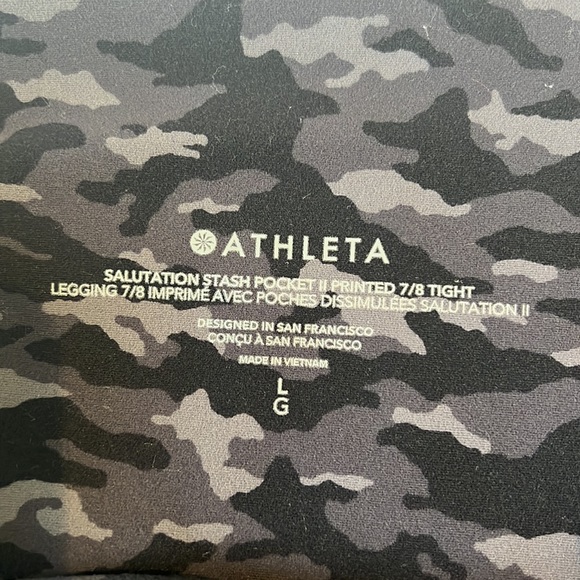 Athleta Stash Pocket Leggings 7/8 length - Picture 4 of 5